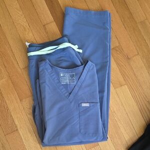 Figs V-Neck Scrub Set in Space Navy